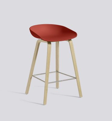 About a Stool AAS32 / AAS 32 Barhocker Niedrig Eiche geseift / Warm rot Hay